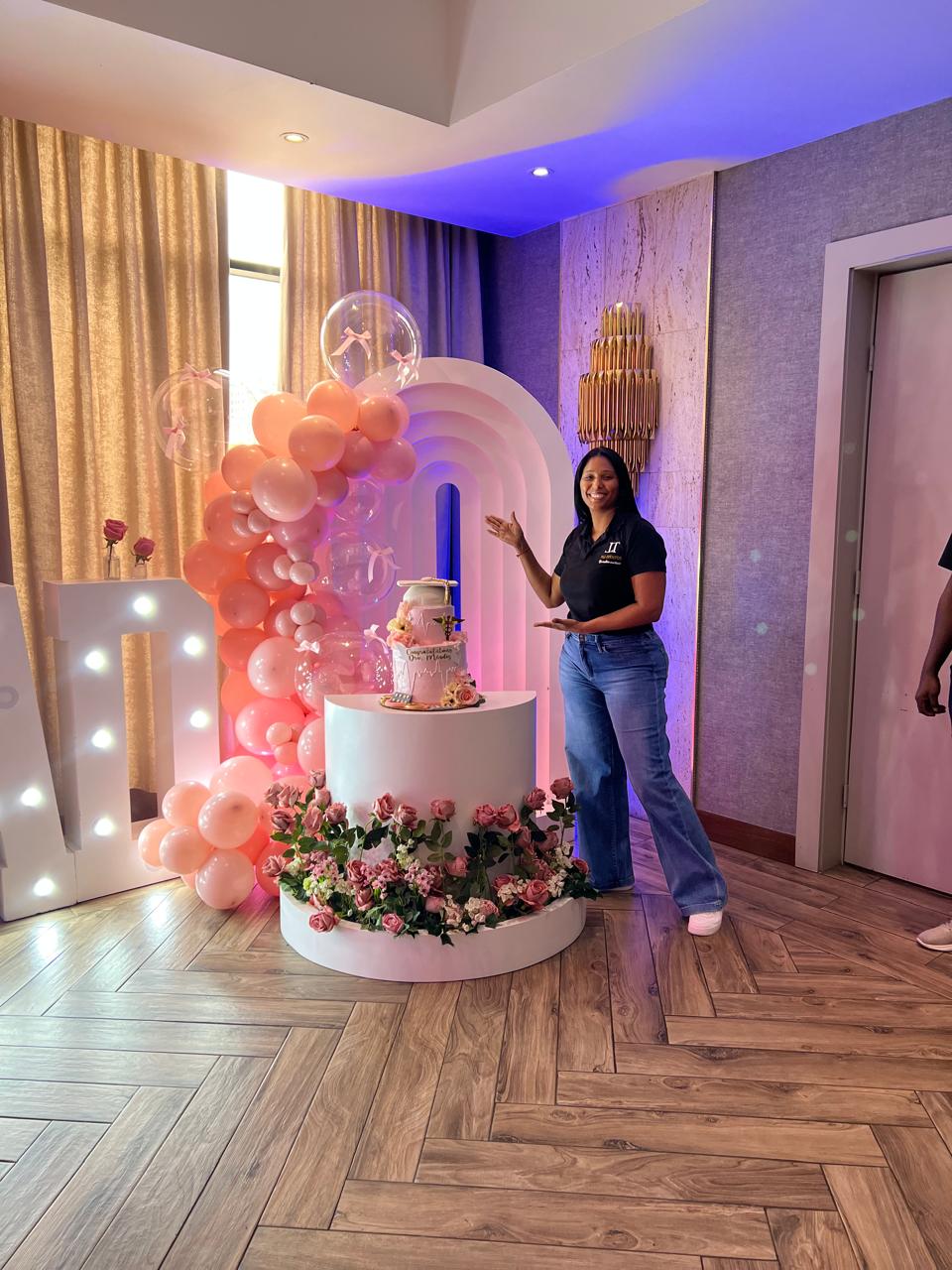 Montaje de cumpleaños TGJ Eventos